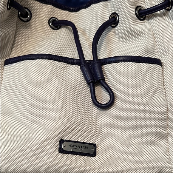 Coach Cream and Navy Blue Drawstring Shoulder Bag - Picture 11 of 12